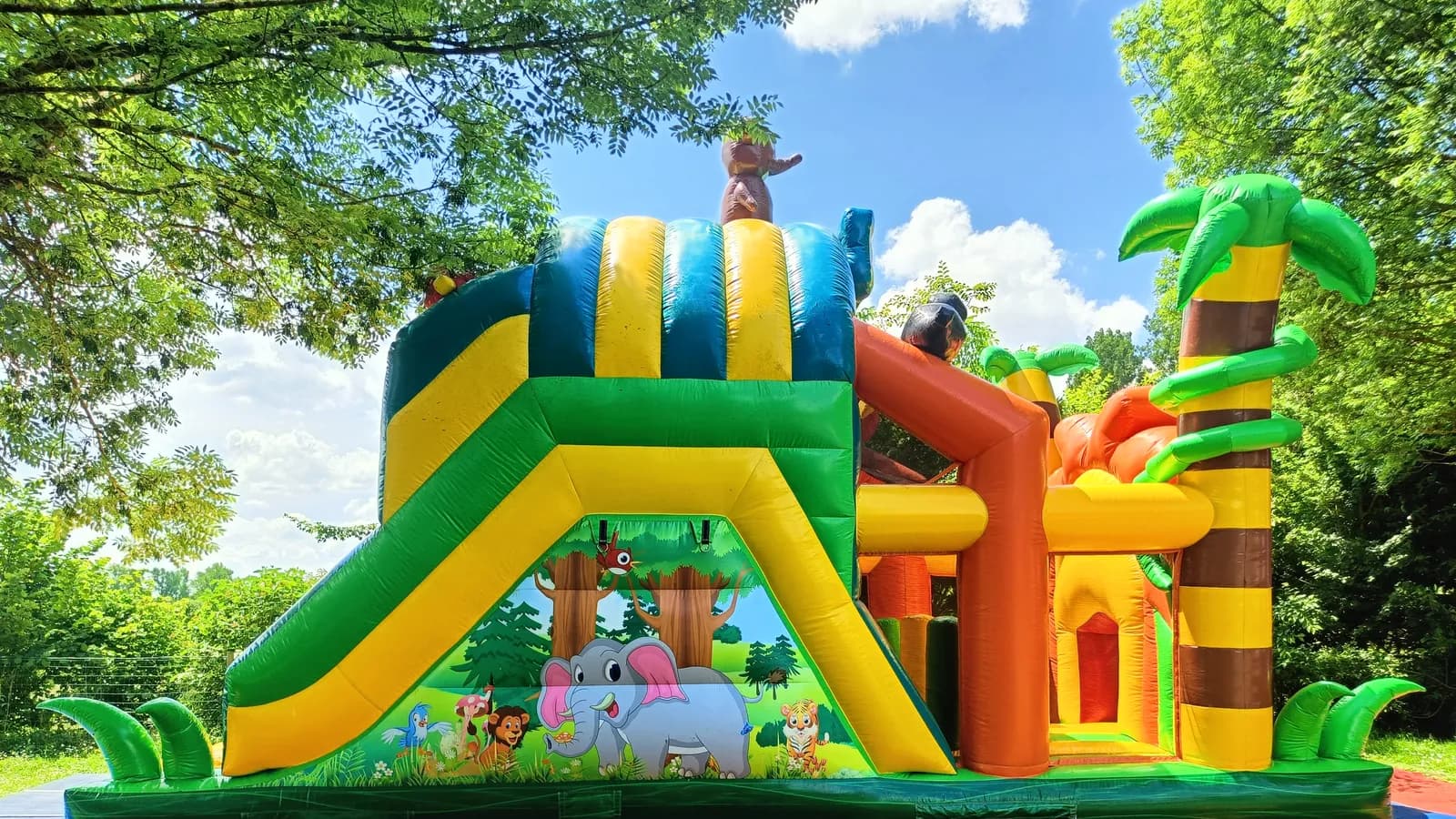Privatiser un parc gonflable pour une sortie de groupe