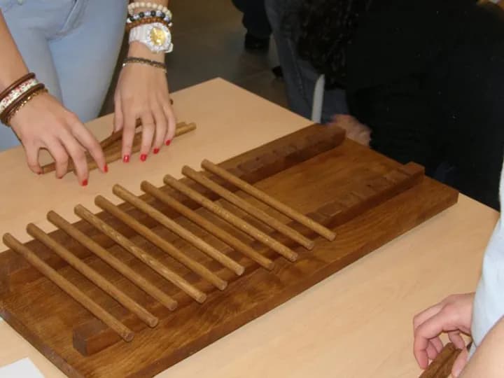 Jeu des bâtonnets (Nim) — location Des Bonds Délires