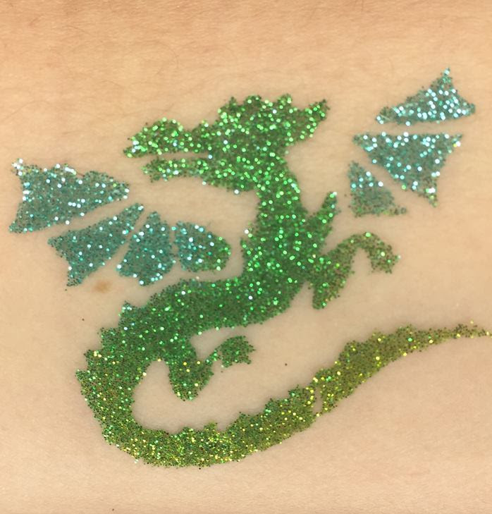 tatouage-dragon-paillette